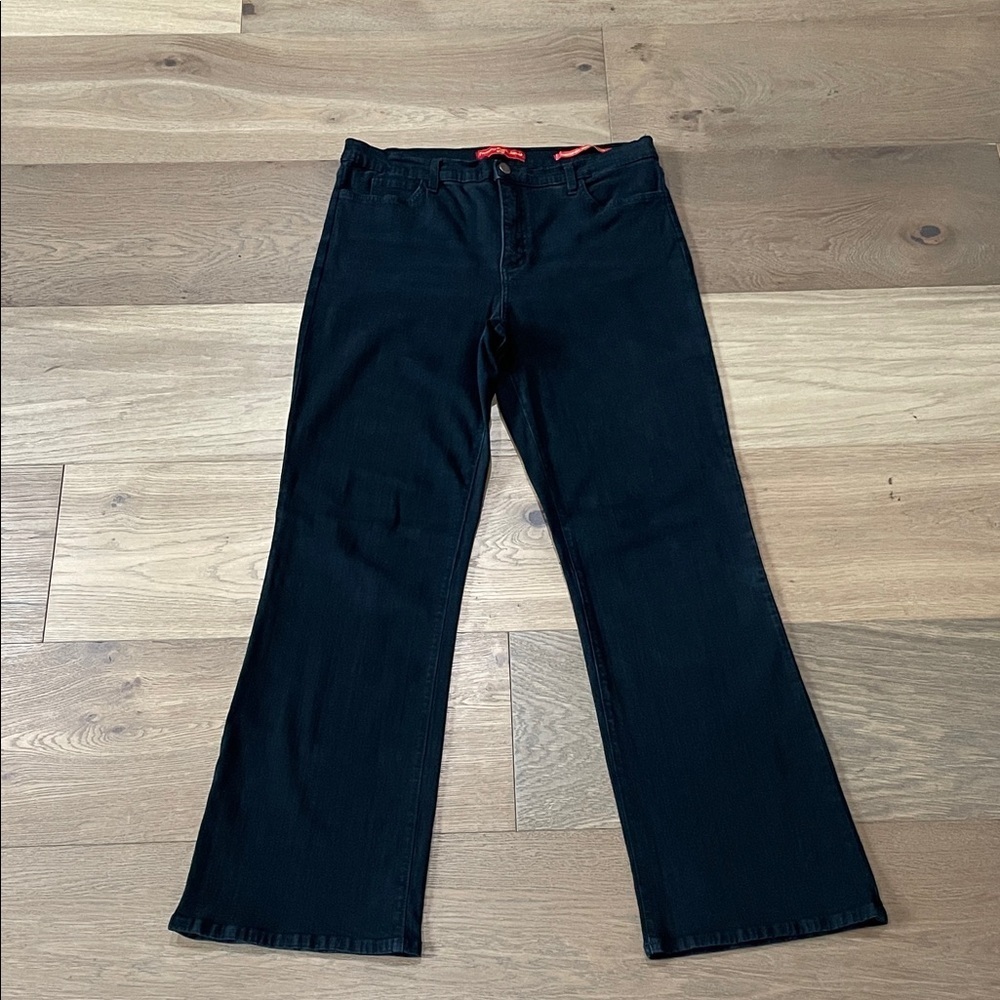 NYDJ Tummy Tuck Black Jeans Straight Leg Size 12